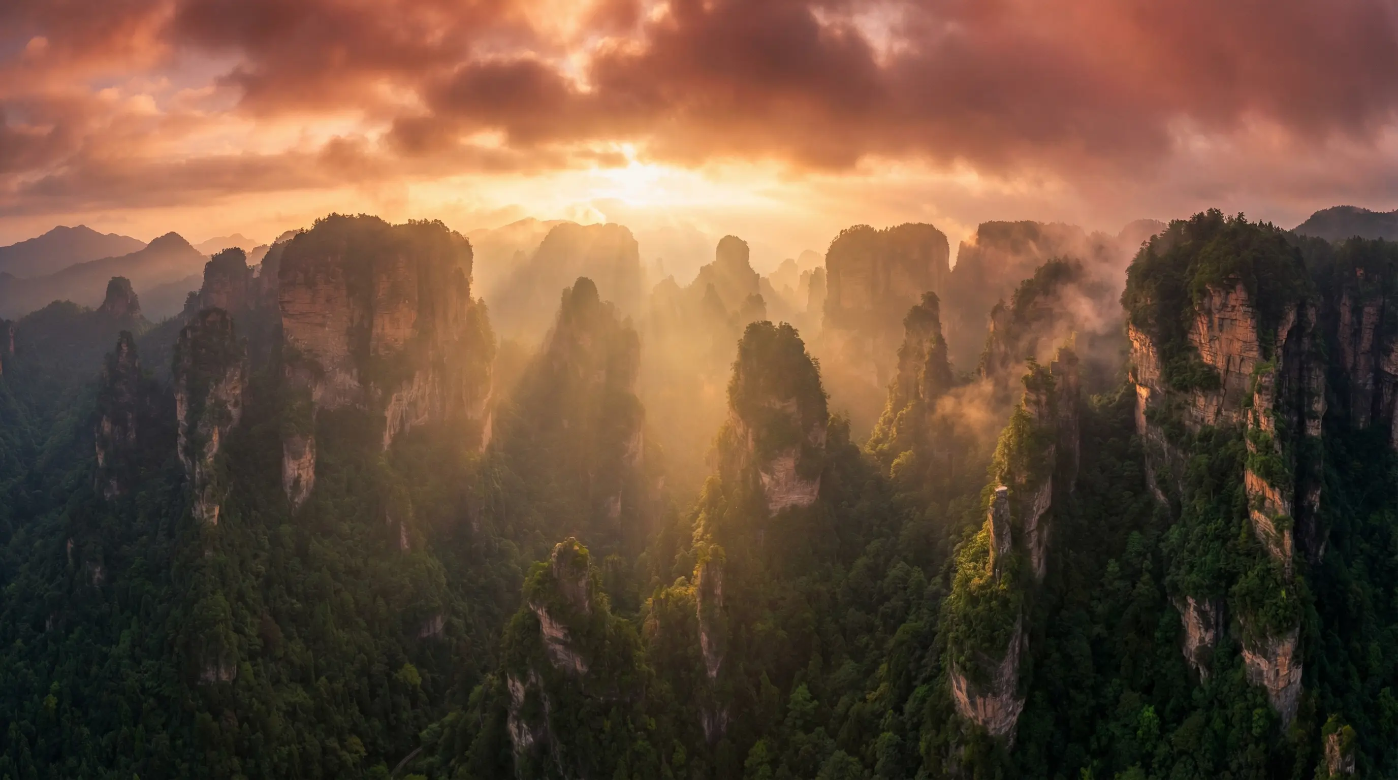 按摩技师 自然风光视频封面